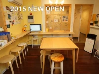 710 Guesthouse Yellow