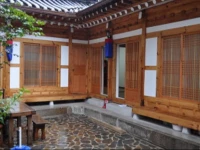 Yoos Family Guesthouse