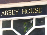 Crystal Palace Apartment