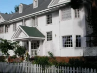 Petit Hotel and Restaurant Air Mail