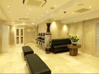 Check in Shijokarasuma 3*