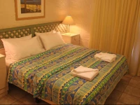 Bayswaterfront Apartments 4*