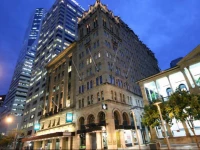 Manor Apartment Hotel