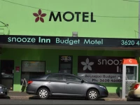 Snooze Inn