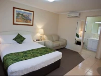 Chinchilla Palms Motor Inn 4*