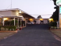Acacia Motel