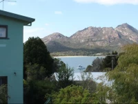 Coles Bay Waterfronter 2