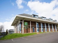 Hertfordshire Moat House 3*