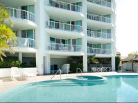 Crystal Bay On The Broadwater