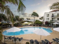 Golden Riviera Beach Resort