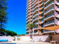 Narrowneck Court Holiday Apartments