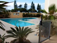 Pacific Plaza Apartments