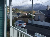 Cosy Retro Cottage Hobart