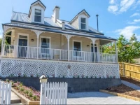 Inner City Townhouse