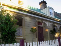 Ellies Place on City Park