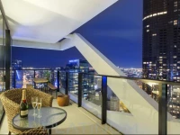 Platinum Apartments on Southbank