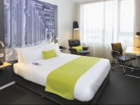 Mercure Melbourne Therry Street