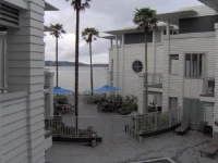 The Waterfront Suites 5*