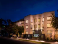 Crest On Barkly Serviced Apartments