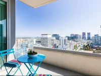 Allinda - Beyond a Room