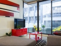 Anchor on Collins Sapphire