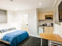 Molly - Beyond a Room