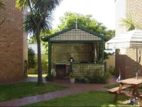 Fronds Holiday Apartments