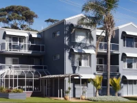 Mollymook Cove Apartments 4*