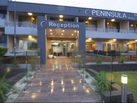 Peninsula Nelson Bay 4 Stars and Peninsular Palms 2 Stars