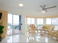 Pacific Waves Apartments