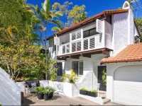 Apartment 1 - 20 Viewland Drive