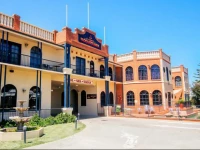 Albury Paddlesteamer Motel