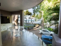 603 On The Beach - Luxury Apartment