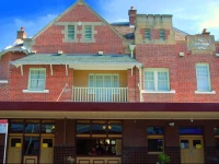 Captain Cook Hotel Botany