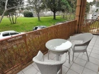 Balmain Self-Contained Modern Two-Bedroom Apartment (12FOY)