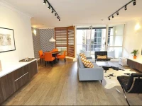 Sydney CBD Modern Self Contained Three-Bedroom Apartment (41 YRK)