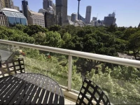 Sydney CBD Modern Self-Contained Two-Bedroom Apartment (607 LP)