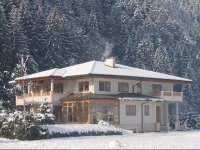 Landhaus Chalet Rosenrot