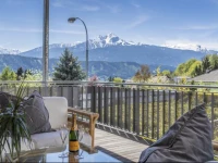 Design Apartment mit Terrasse