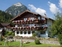 Gasthaus-Pension Golfvilla