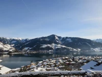 Lakeview holiday apartment