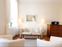 Apartment Traditional Living