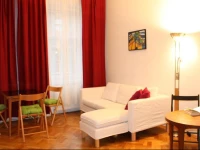 Homelike City Apartment