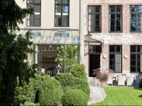 B&B Jacquemine Luxury Guesthouse and Art Gallery