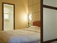 B-Aparthotels Louise