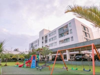 Premier Hplus Long Stay