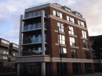 Dreamhouse Apartments London City 4*