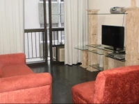 Royal Flat - Pompeu Loureiro