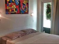 Luxury Garden Apartment