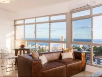 Luxury Surround Sea View Apartment